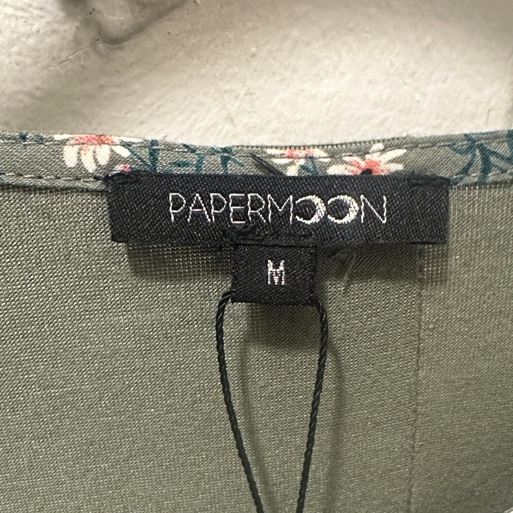 Papermoon Ellie Mixed Material Button Back Top Medium - Picture 6 of 10